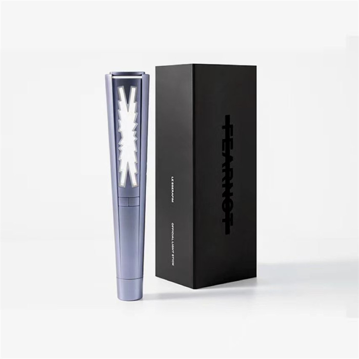 LE SSERAFIM 応援棒 ペンライト Official Light Stick Bluetoothに接続可能 르세라핌 応援グッズ