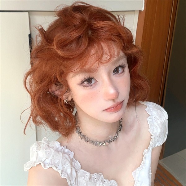 フルウィッグ ショート レディース ハロウィン ふんわり前髪 前髪あり 原宿風 かつら ぱっつん前髪 コスプレ 可愛い コスチューム 仮装 大人用 イベント 学園祭 文化祭 変装